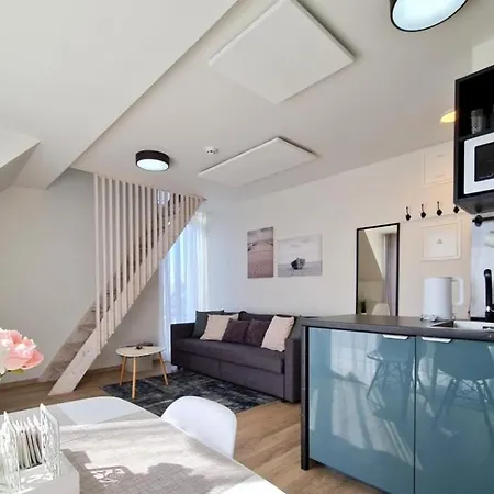 Ladies Group Vaivorykstes Apartamentai 9c7 アパート パランガ